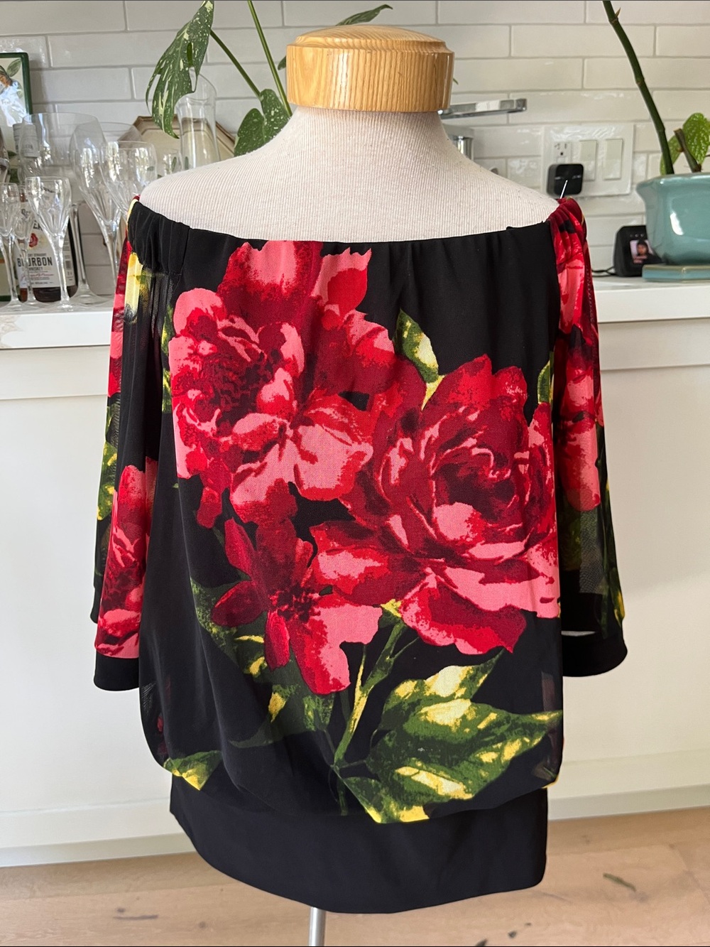 Frank Lyman Design Off-Shoulder Floral Sheer bell sleeve Top in Red and Black